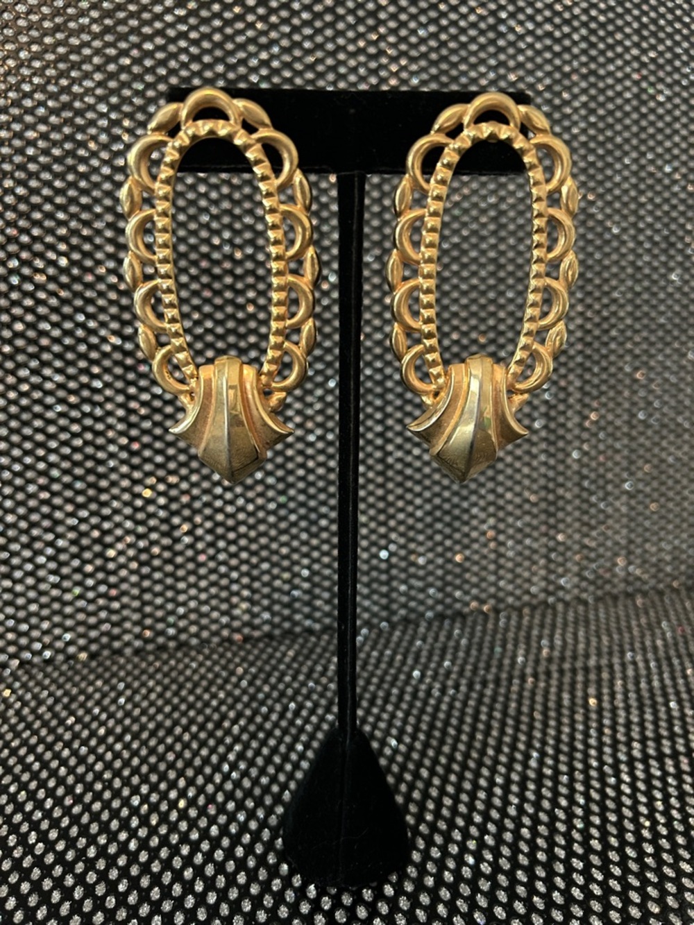 Gold-Tone Scalloped Loop Drop Earrings